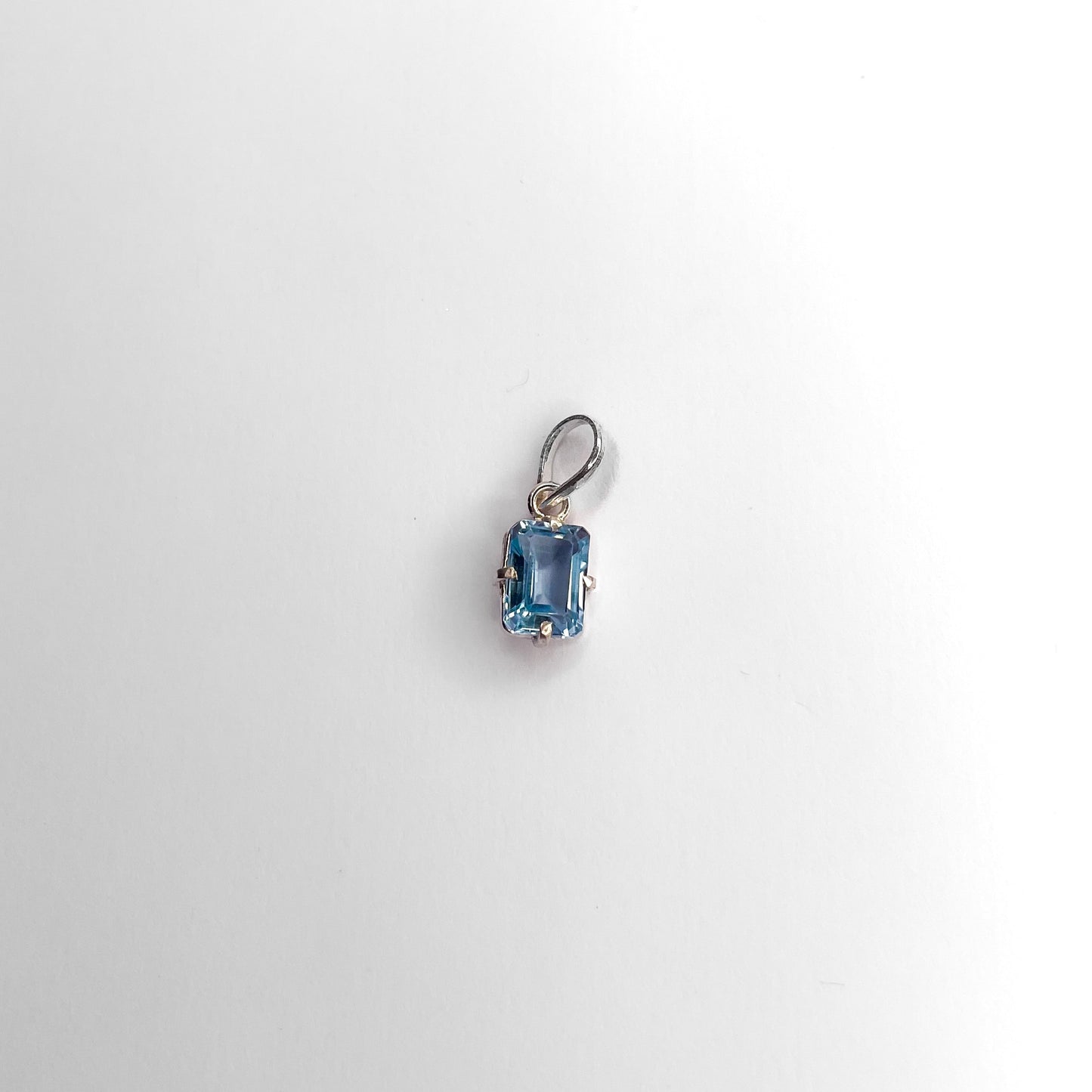 Pingente Ilumiara | Topázio Azul e Prata 925 usekahla.com