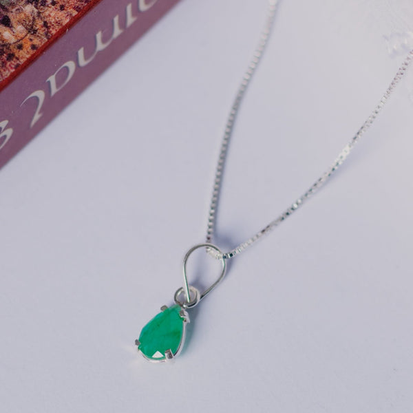 Pingente Ilumiara Esmeralda e Prata 925 Kahla