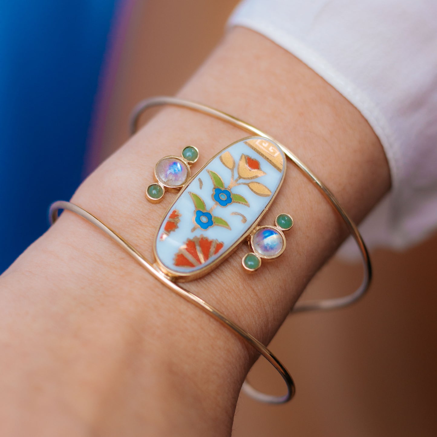 Pulseira Yao Gold II Porcelana, Jade, Pedra da Lua e Prata com Banho de Ouro 18k Kahla
