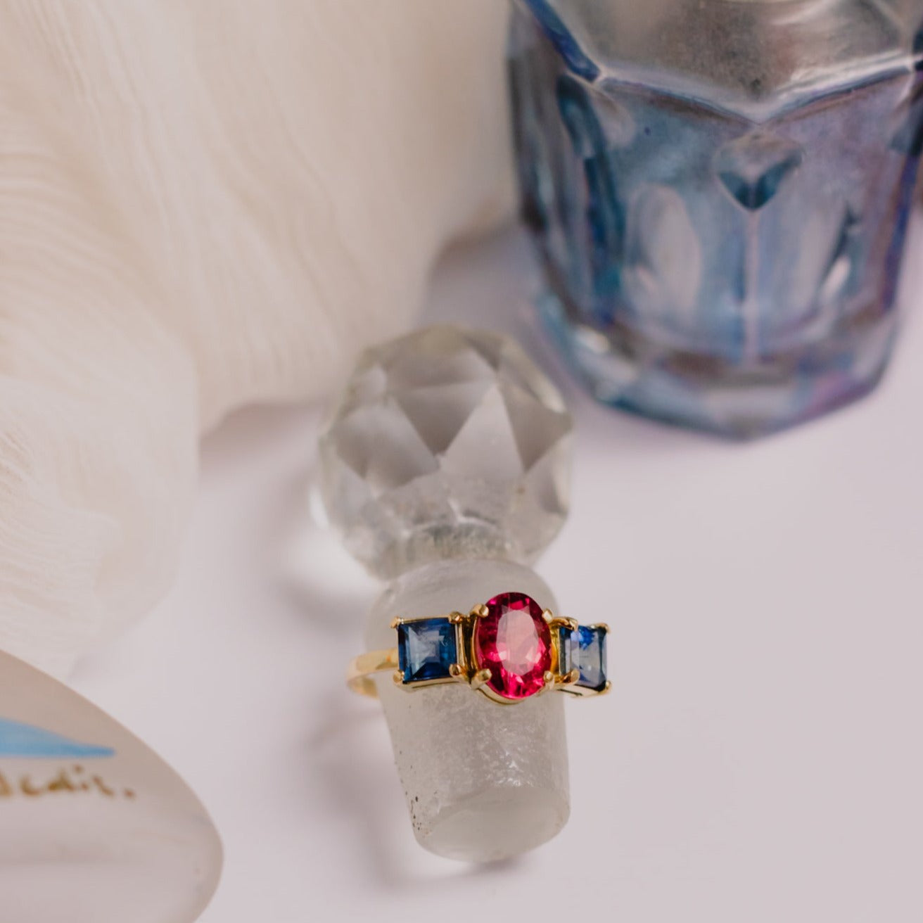 Anel Turmalina Rosa, Topázio London e Ouro 18k Kahla