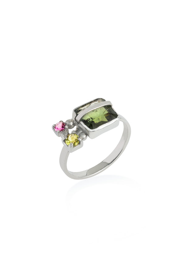 Anel Petrichor Turmalina Verde, Peridoto, Turmalina Rosa e Prata Kahla