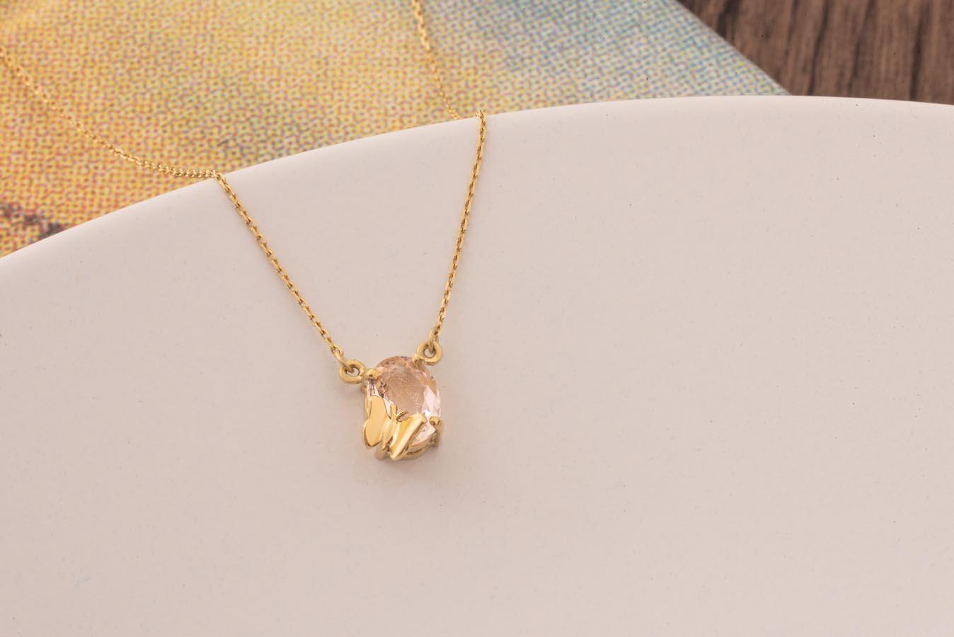Colar Borboletas Ouro 18k e Morganita usekahla.com