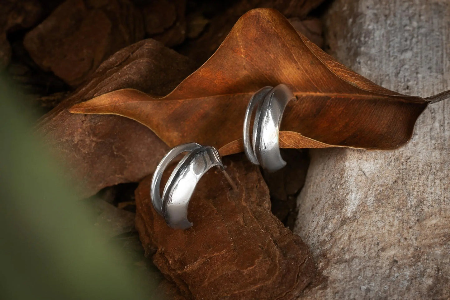 Brinco Meia Argola Duas Argolas Prata usekahla.com