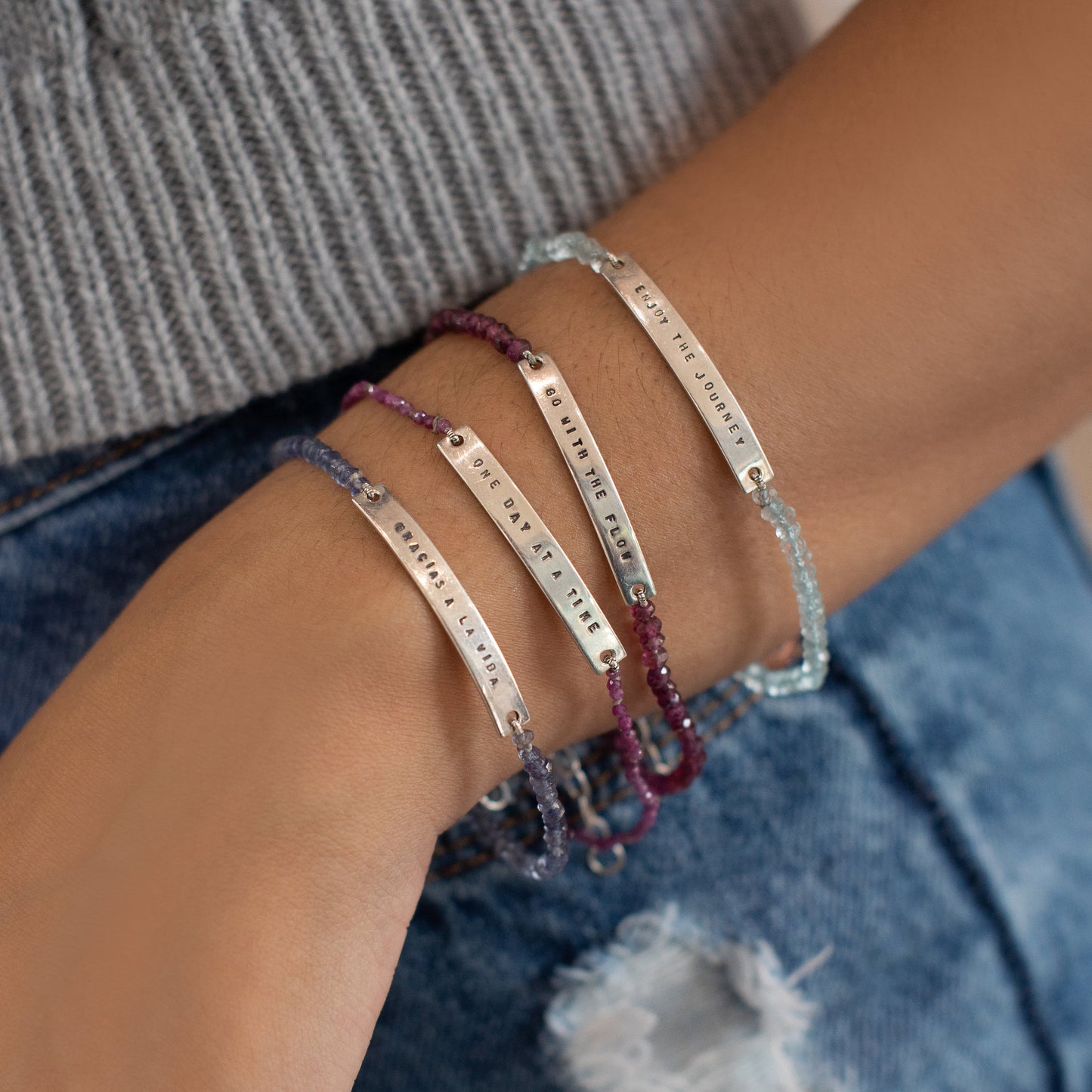 Pulseira One Day At a Time | Rubi e Prata 925 usekahla.com