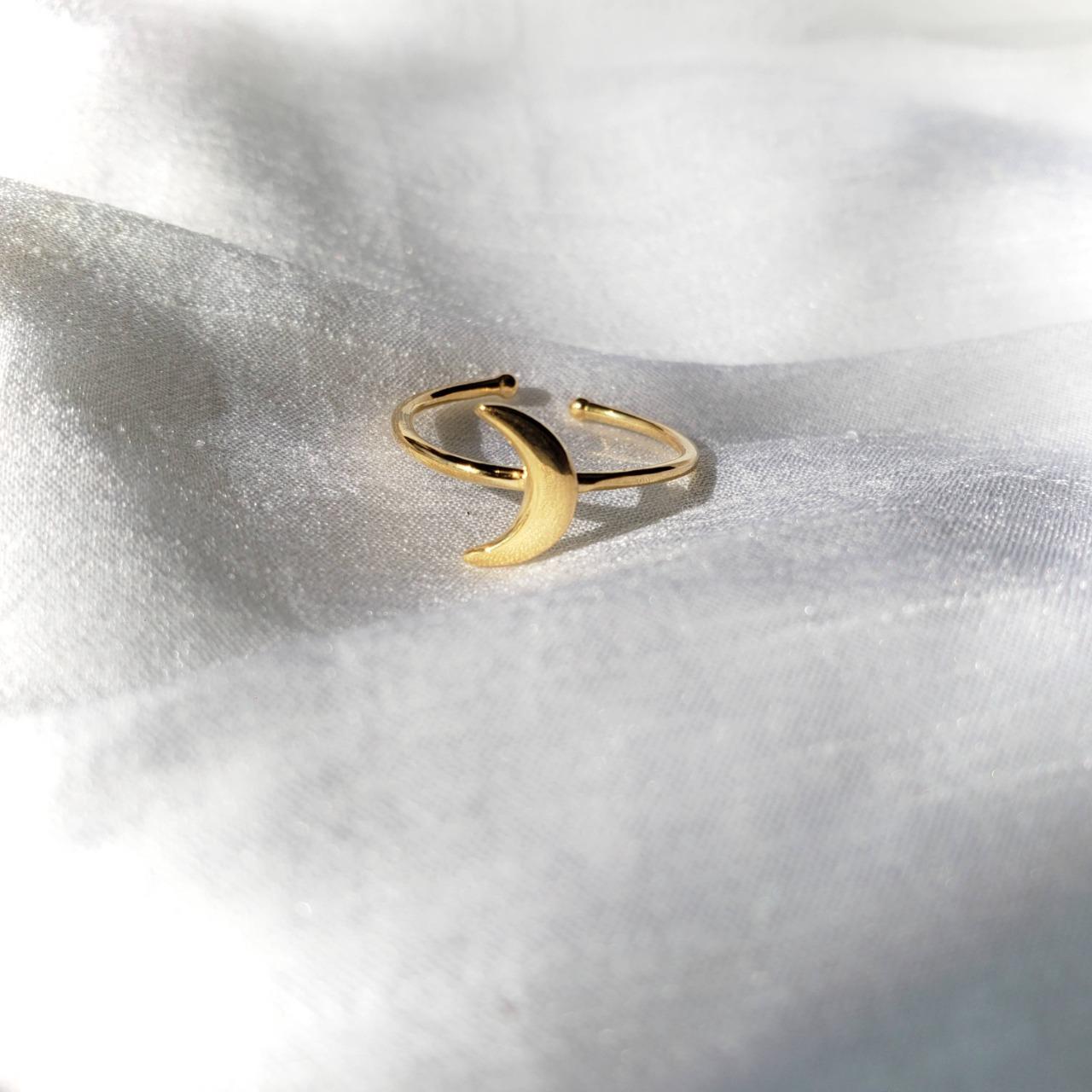 Anel Lua Nova Prata e Banho de Ouro 18k usekahla.com