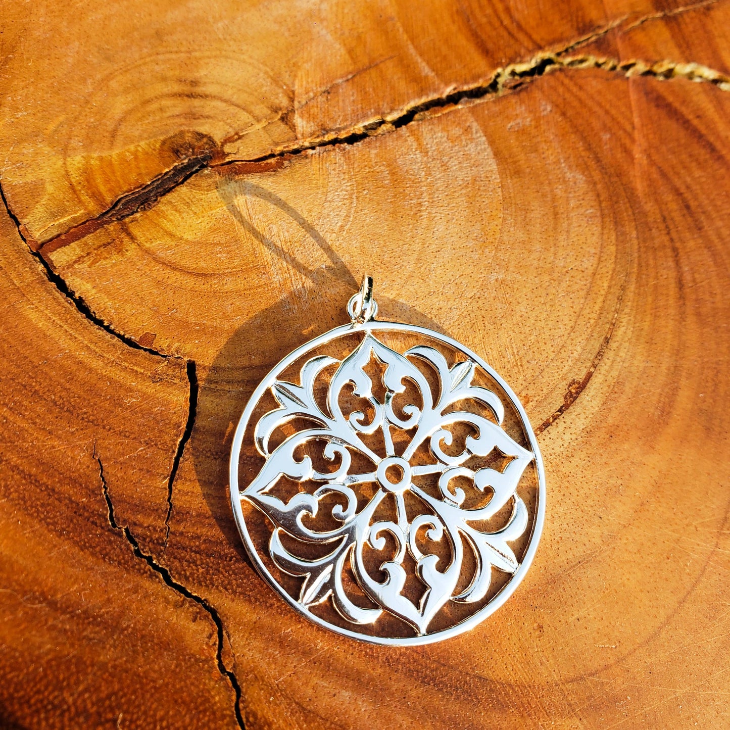 Pingente Mandala Vitoriana | Prata 925 usekahla.com