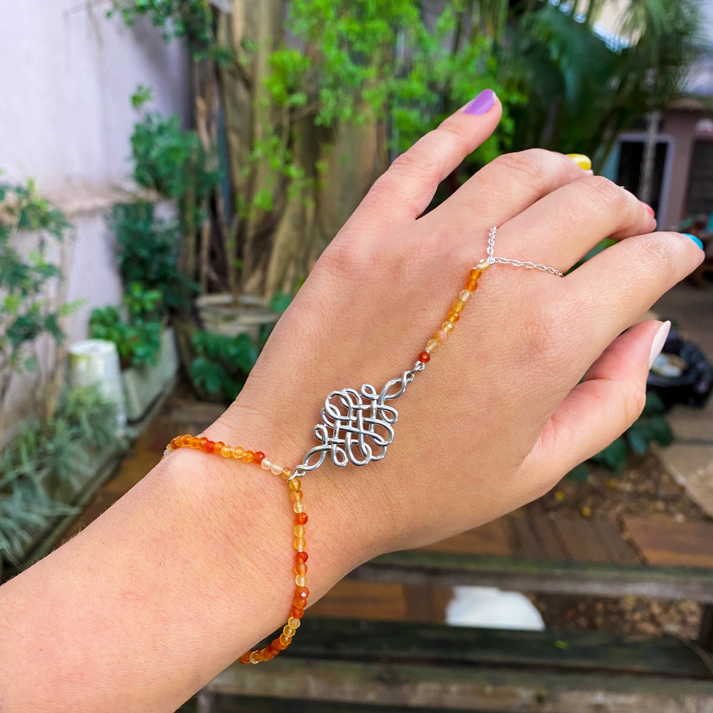 Pulseira de Mão Nó Cósmico | Ágata e Prata usekahla.com