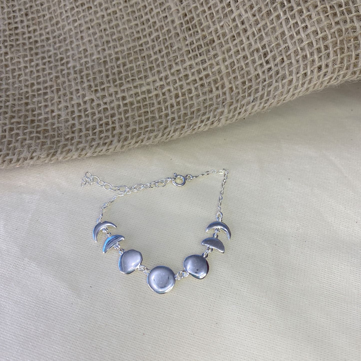 Pulseira Fases da Lua Prata usekahla.com