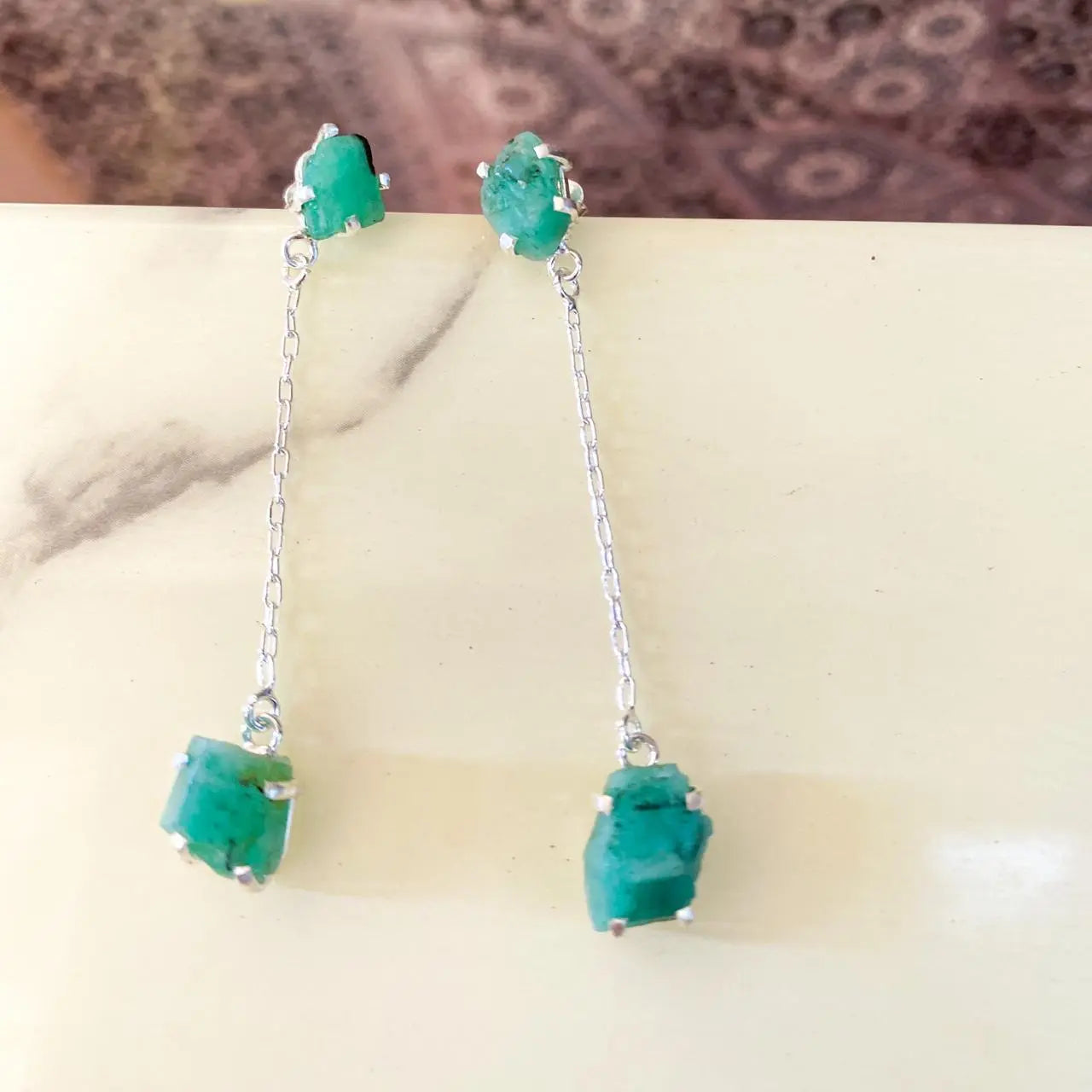 Brinco Ser | Esmeralda e Prata usekahla.com