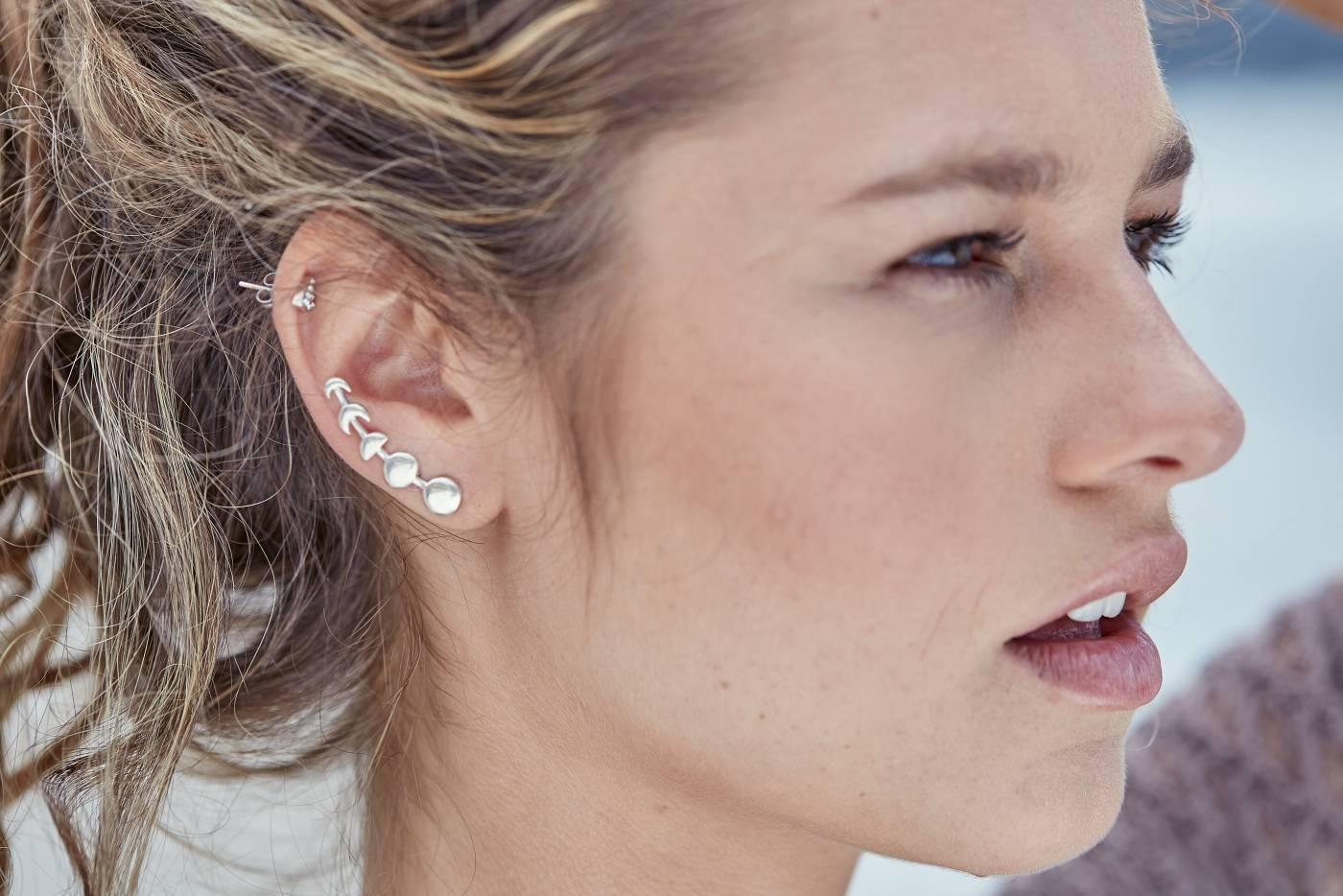 Ear Cuff Fases da Lua Prata usekahla.com