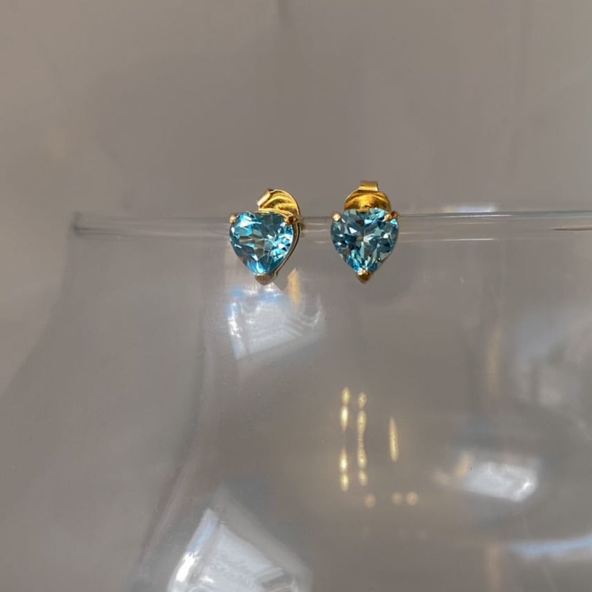 Brinco Coração Topázio Azul e Ouro 18k Kahla