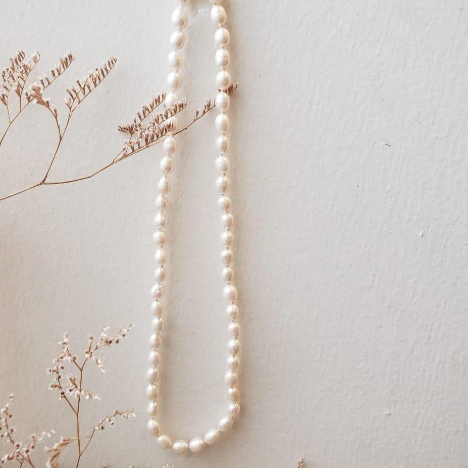 Colar de Pérolas Barrocas Naturais & Prata usekahla.com