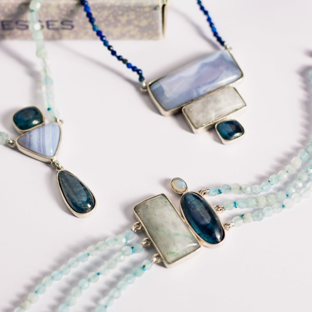 Pulseira Blue Água-Marinha, Cianita, Pedra da Lua , Opala e Prata 925 Kahla