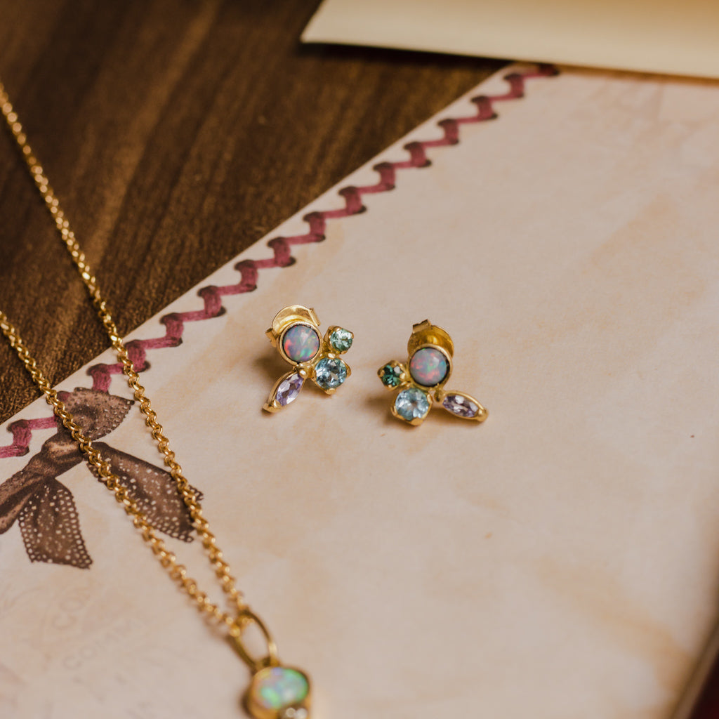 Brinco Zora II Opala, Tanzanita,Apatita, Água Marinha e Ouro 18k Kahla