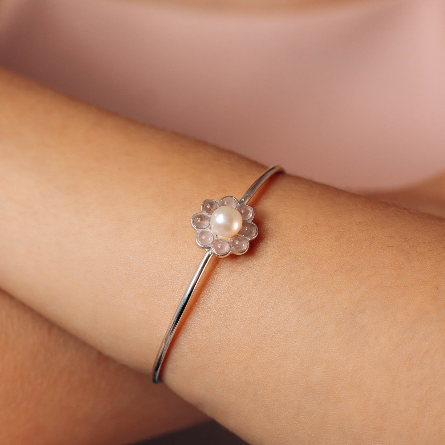 Pulseira Colorê| Quartzo Rosa e Prata Kahla