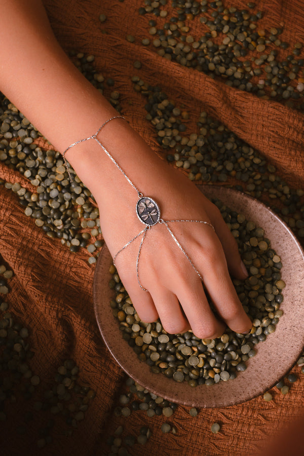 Pulseira de Mão Libella  Prata Kahla