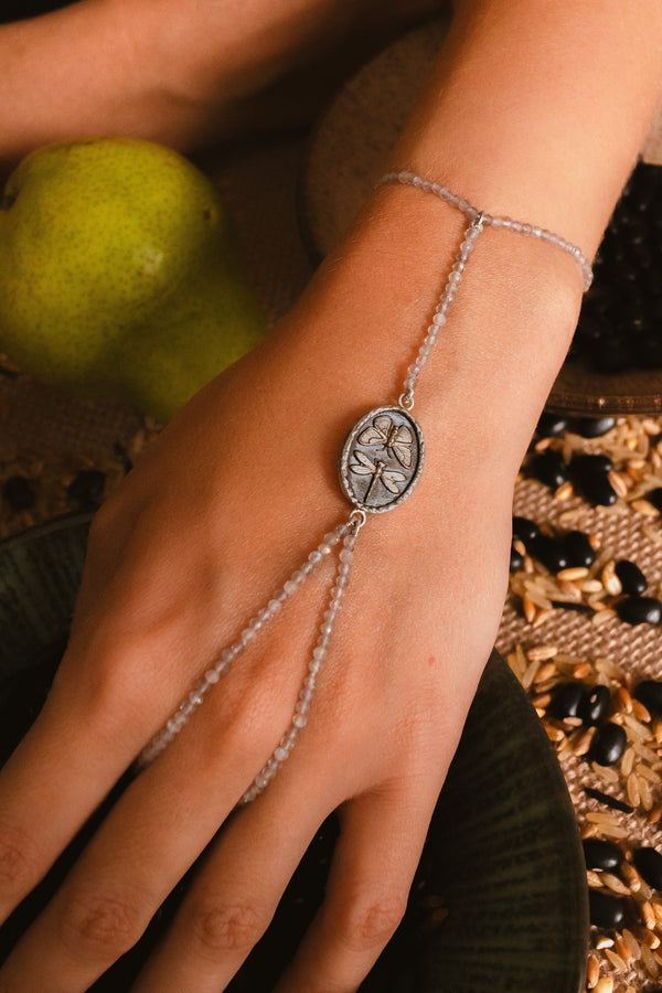 Pulseira de Mão Lalibella  Prata  e Labradorita Kahla