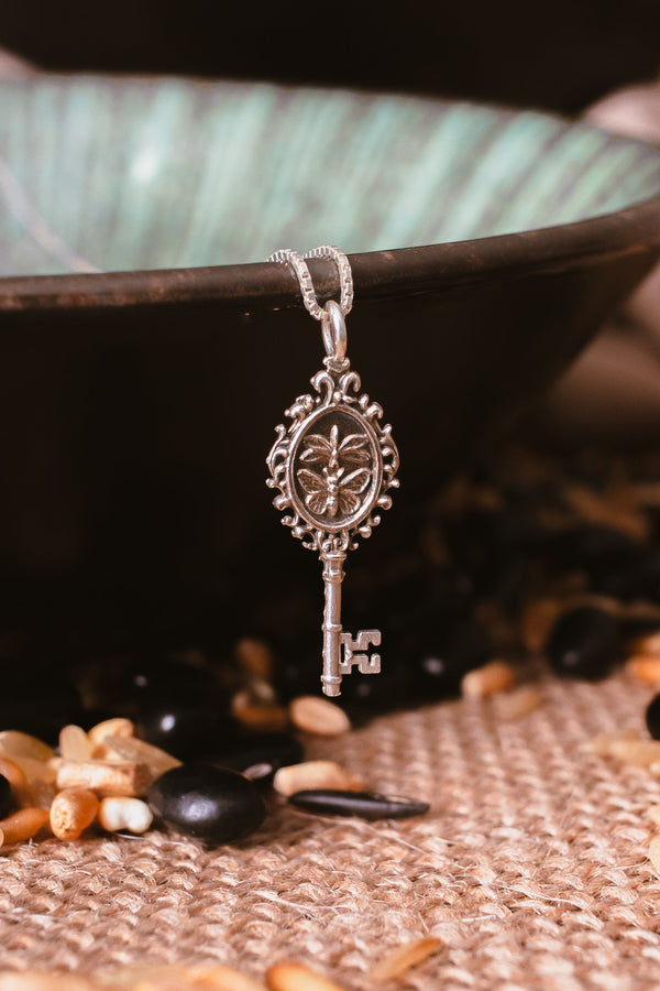 Pingente Chave Libella Menor Prata Kahla