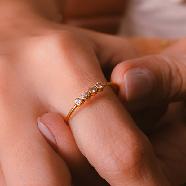 Anel Lume Ouro 18k com Diamante Kahla